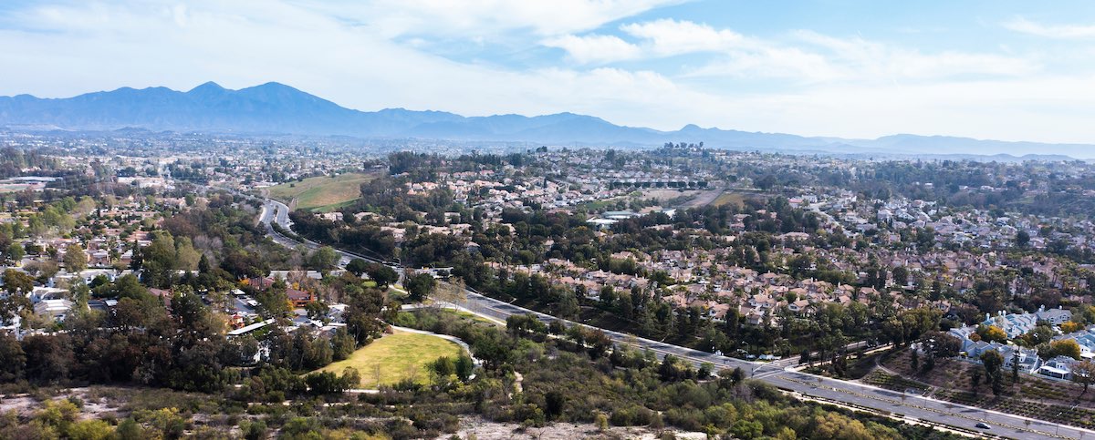 aliso viejo homes and skyline