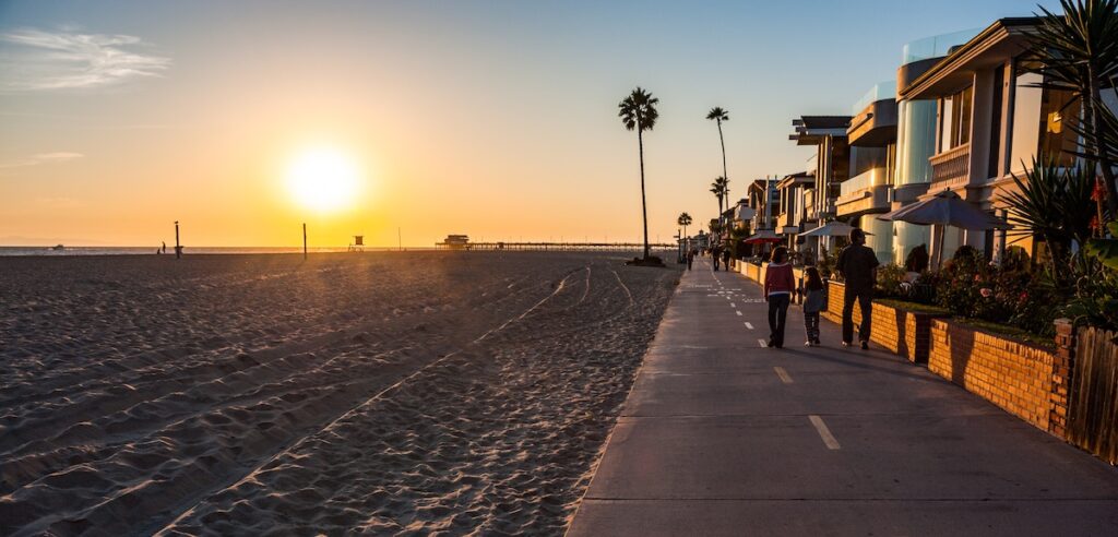 Walking pedestriam and cycle path on Newport beach in southern California